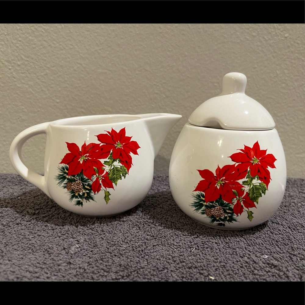 Vintage Poinsettia Cream and Sugar Set